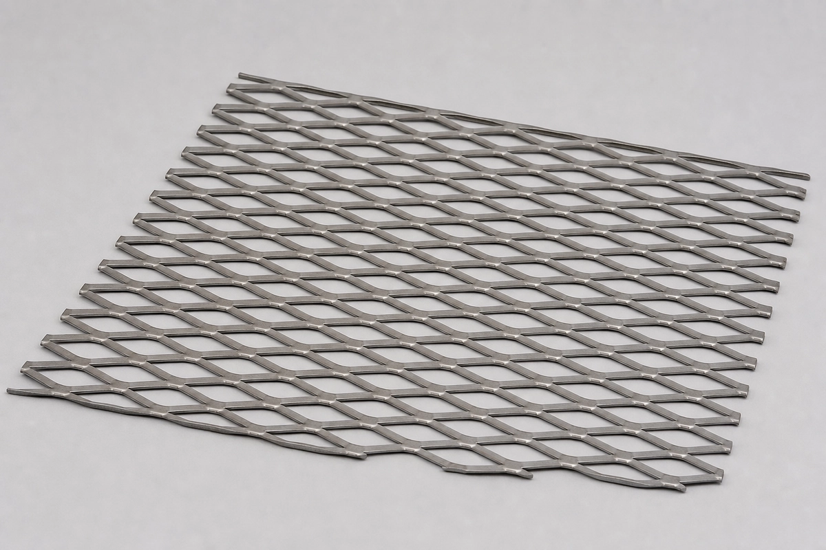 Flattened Expanded Metal — DIN 791 / ASTM F1267